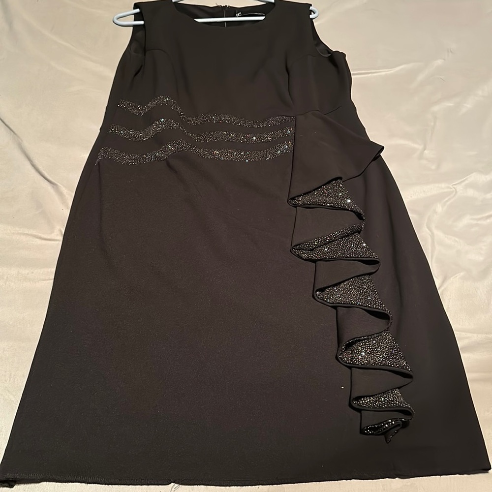 Women’s dress